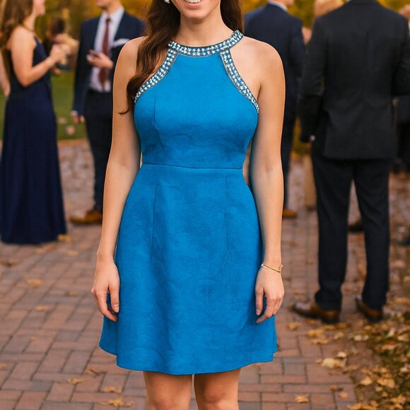 Laundry By Shelli Segal Dresses & Skirts - Laundry by Shelli Segal turquoise beaded halter dress Size 6